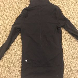 Lululemon black jacket